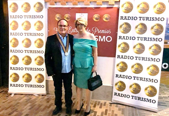 Nuevo reconocimiento al Chiringuito Emilio en la Gala de premios de Radio Turismo 